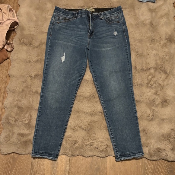 Democracy Light Blue Denim Jeans - Picture 3 of 3